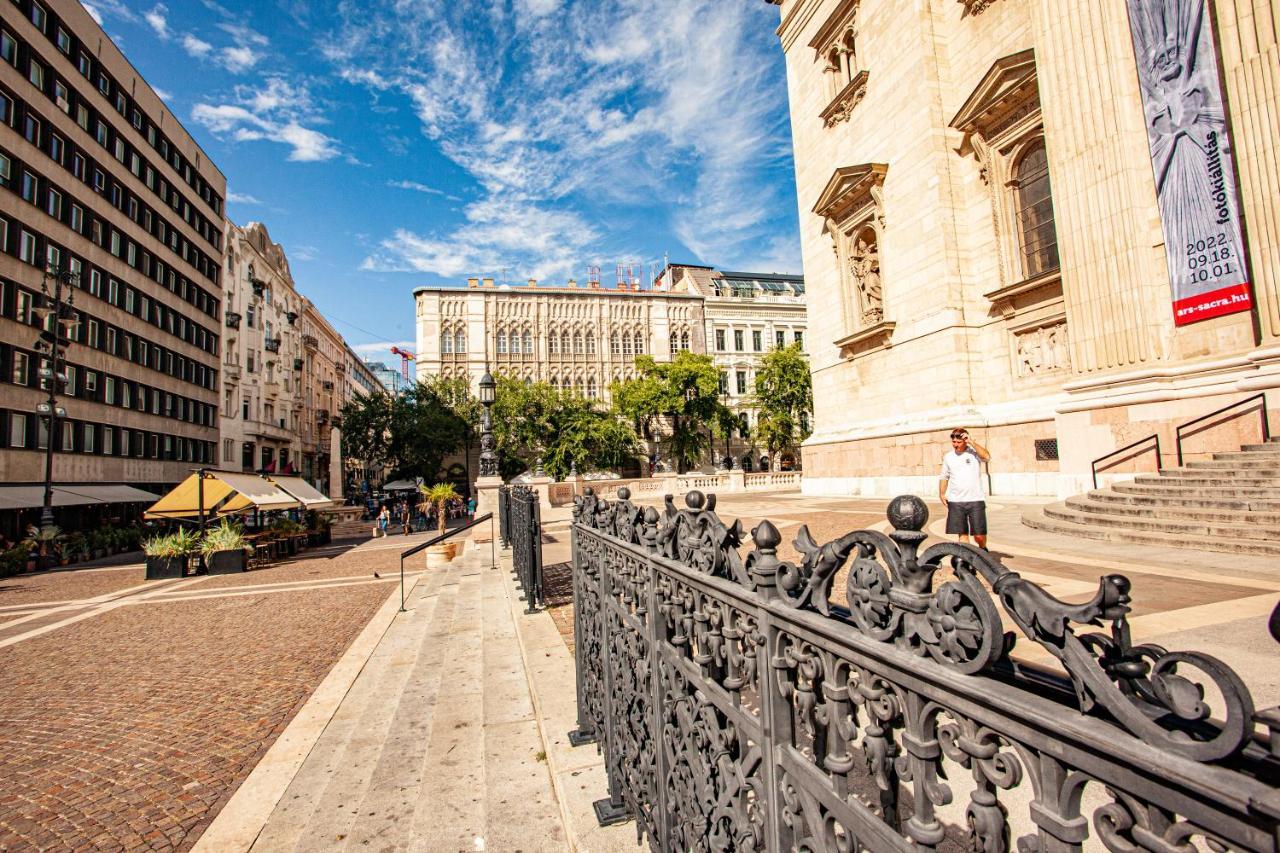 Apartment Basilica -quiet, Privat, Balcony, The Area *